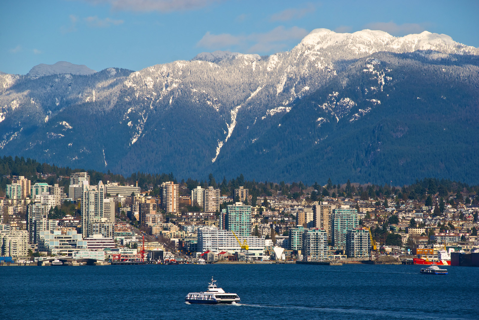 Vancouver is a modern city that provides a diverse range of scenery.