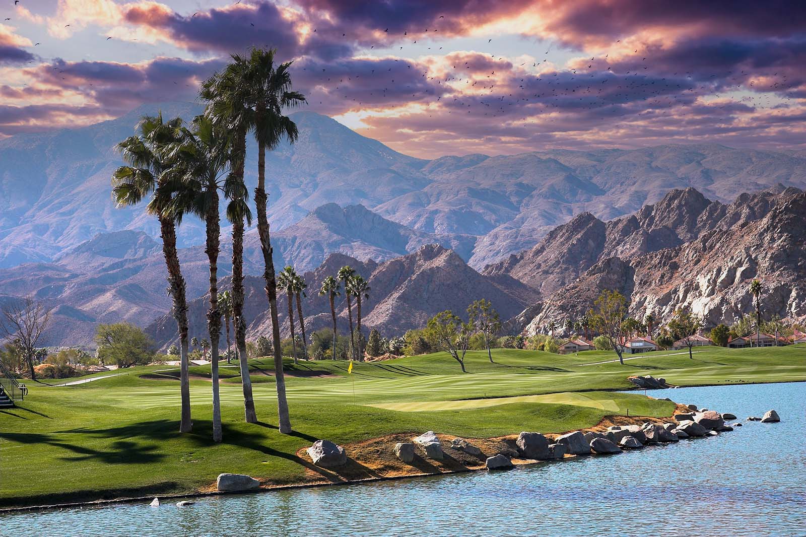One of the many golf courses in Palm Springs.